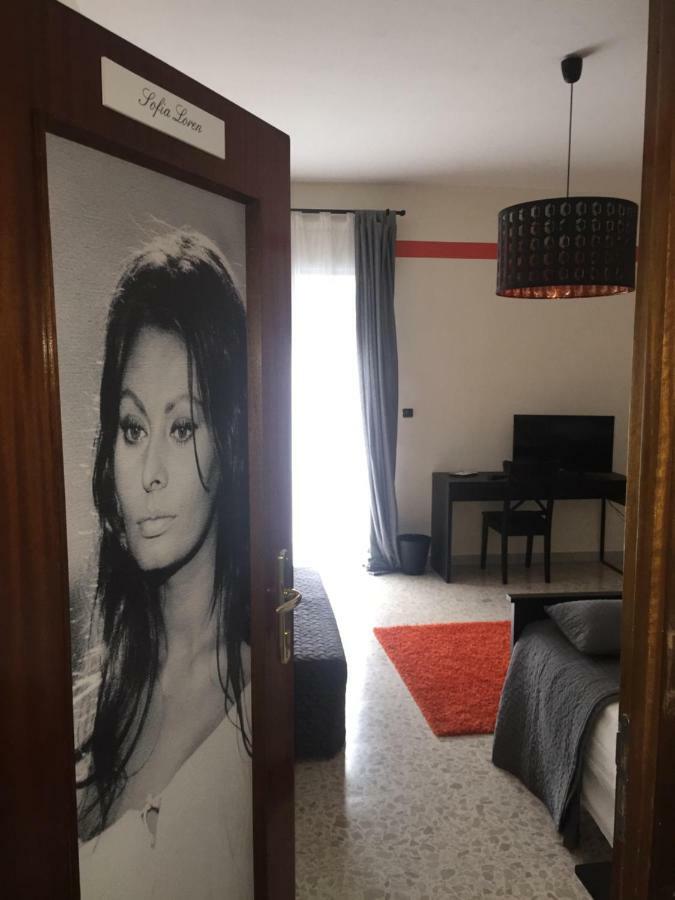B&B Napoli Napoli Экстерьер фото